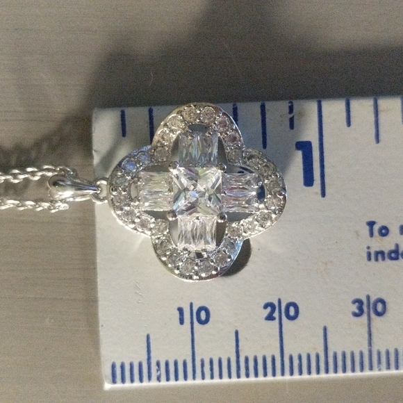 Park Lane cubic zirconia necklace - Picture 10 of 10